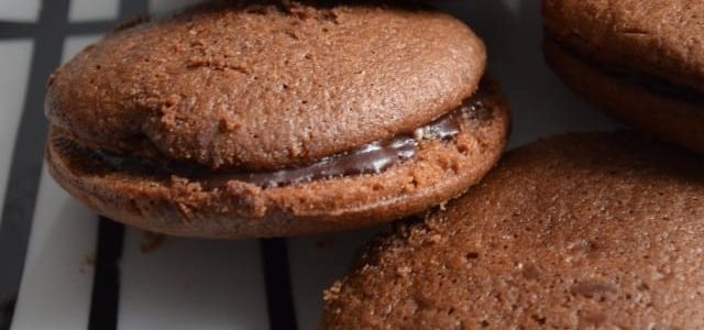 Whoopies au chocolat et sucre pétillant - Lolibox - Recettes de cuisine