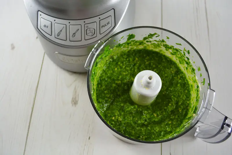 Pesto A L Ail Des Ours Et Noix De Cajou Lolibox Recettes De