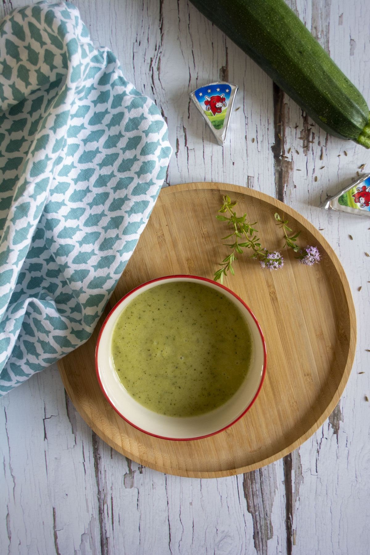 Velouté de courgettes au thym et au cumin